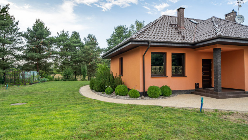Dom Sprzedaż Chwalęcice