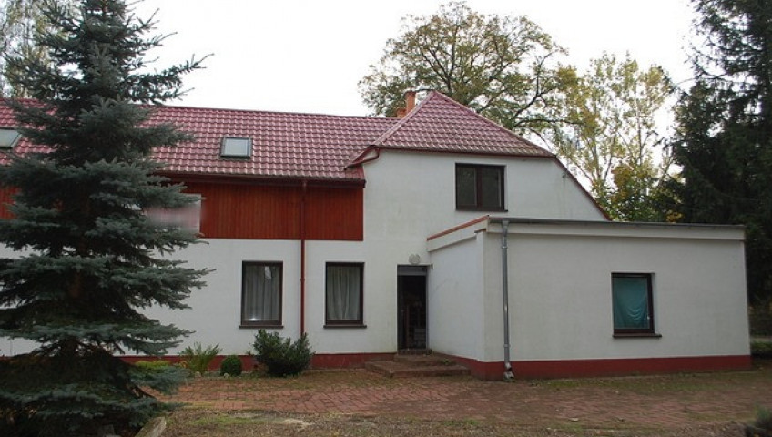 Dom Sprzedaż Santoczno